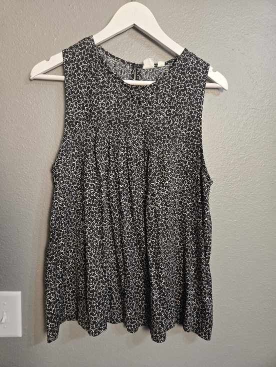GAP Tops - SUMMER SALE! $5 Gap Pintuck Tank Star Print Size Large
